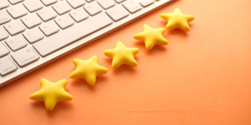 case management software reviews computer with stars